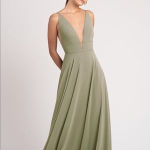 Jenny Yoo Hollis Dress in Sage size 2